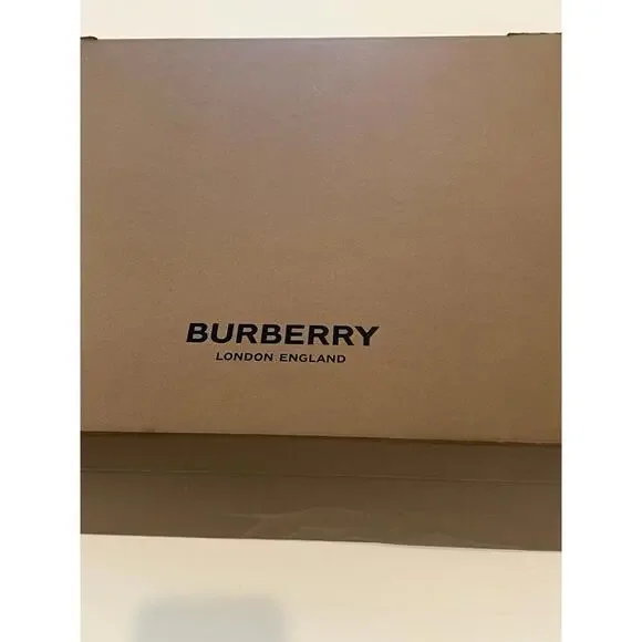 $1190 Burberry Men's Black Arthur Puffy Winter ❄️ Boots - EU44/US11